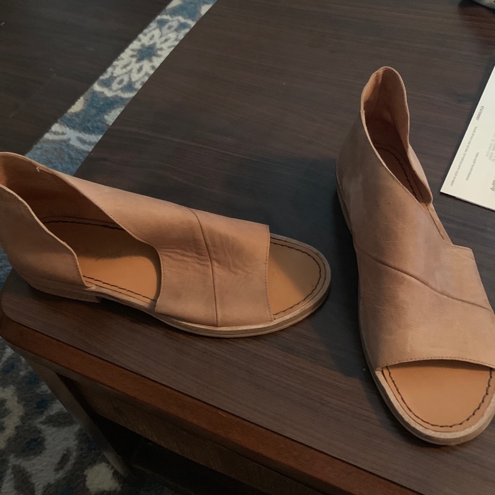 Free people sandals